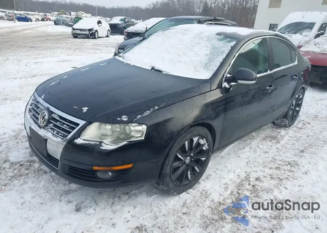 2008 Volkswagen Passat Vr6 из США, поврежденный, VIN WVWDU93C78E009115